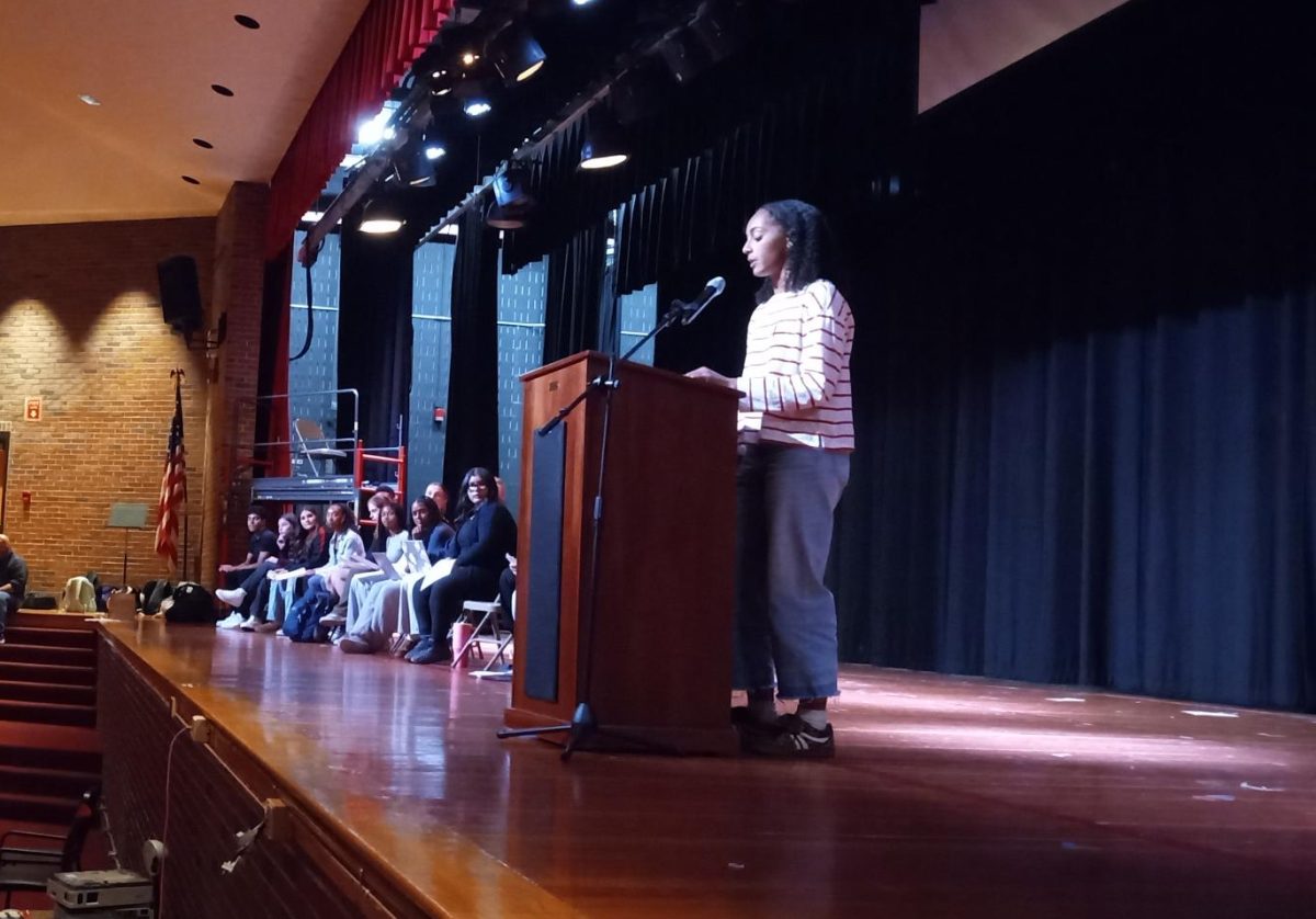 Jayda Johnson gives her speech for the Sophomore Student Council Elections. (Credit: Mr. Fagin)