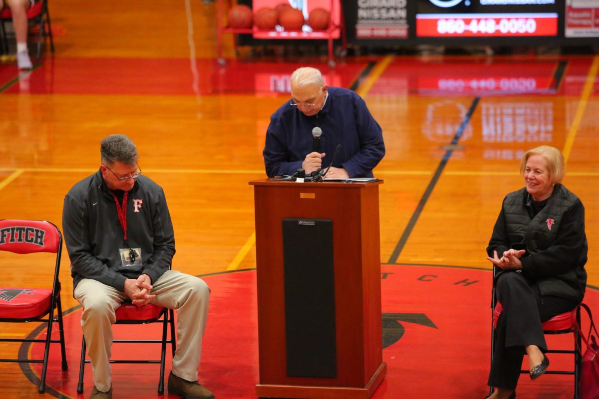 Mike Ellis Gymnasium Commemoration